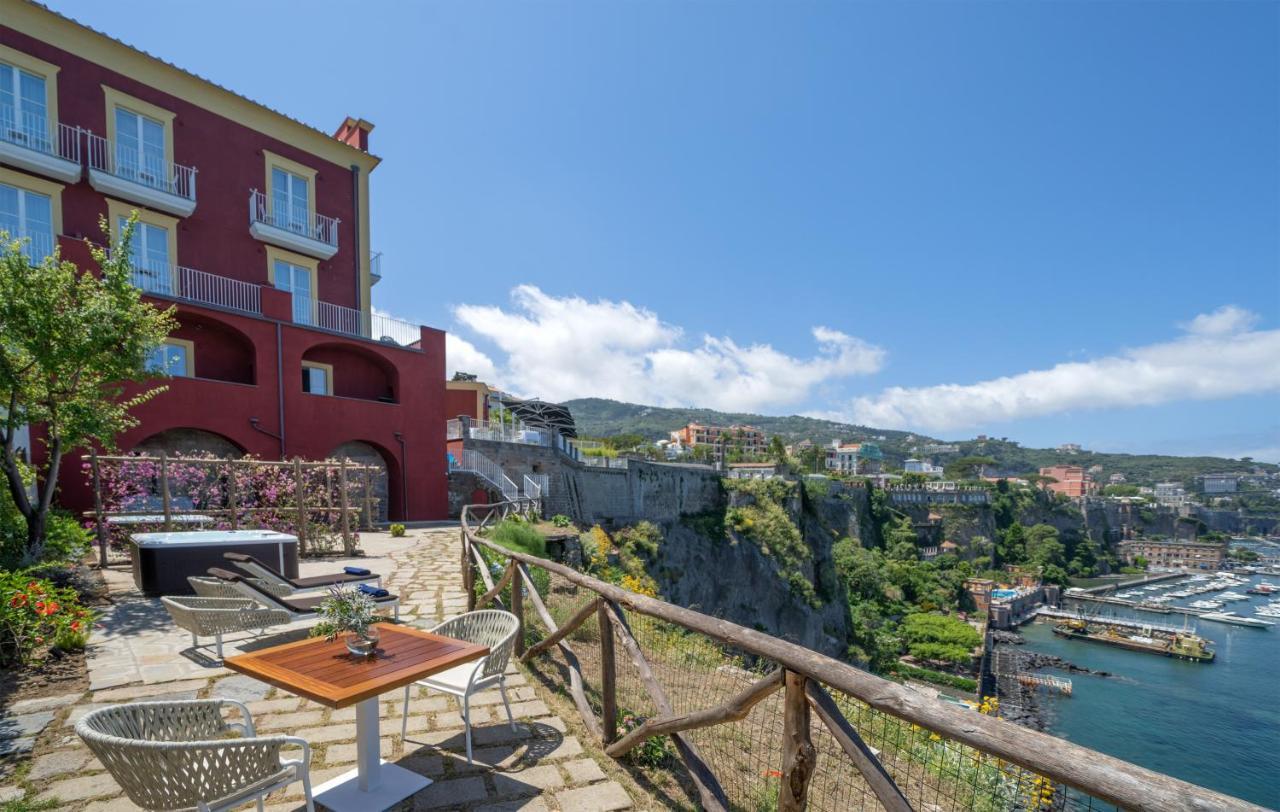 Hotel Lorelei Londres Sorrento Esterno foto