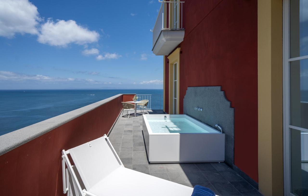 Hotel Lorelei Londres Sorrento Esterno foto