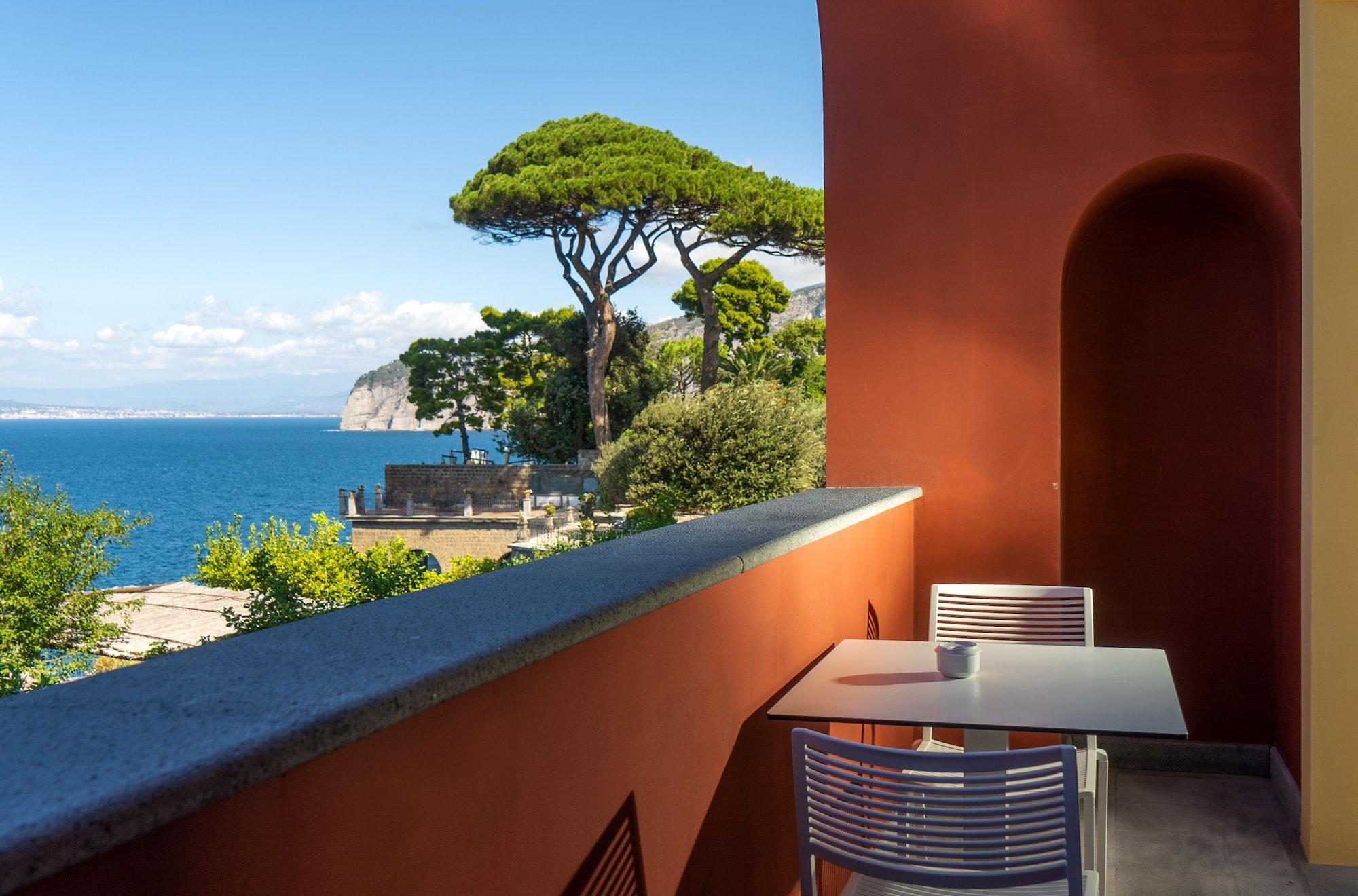 Hotel Lorelei Londres Sorrento Esterno foto