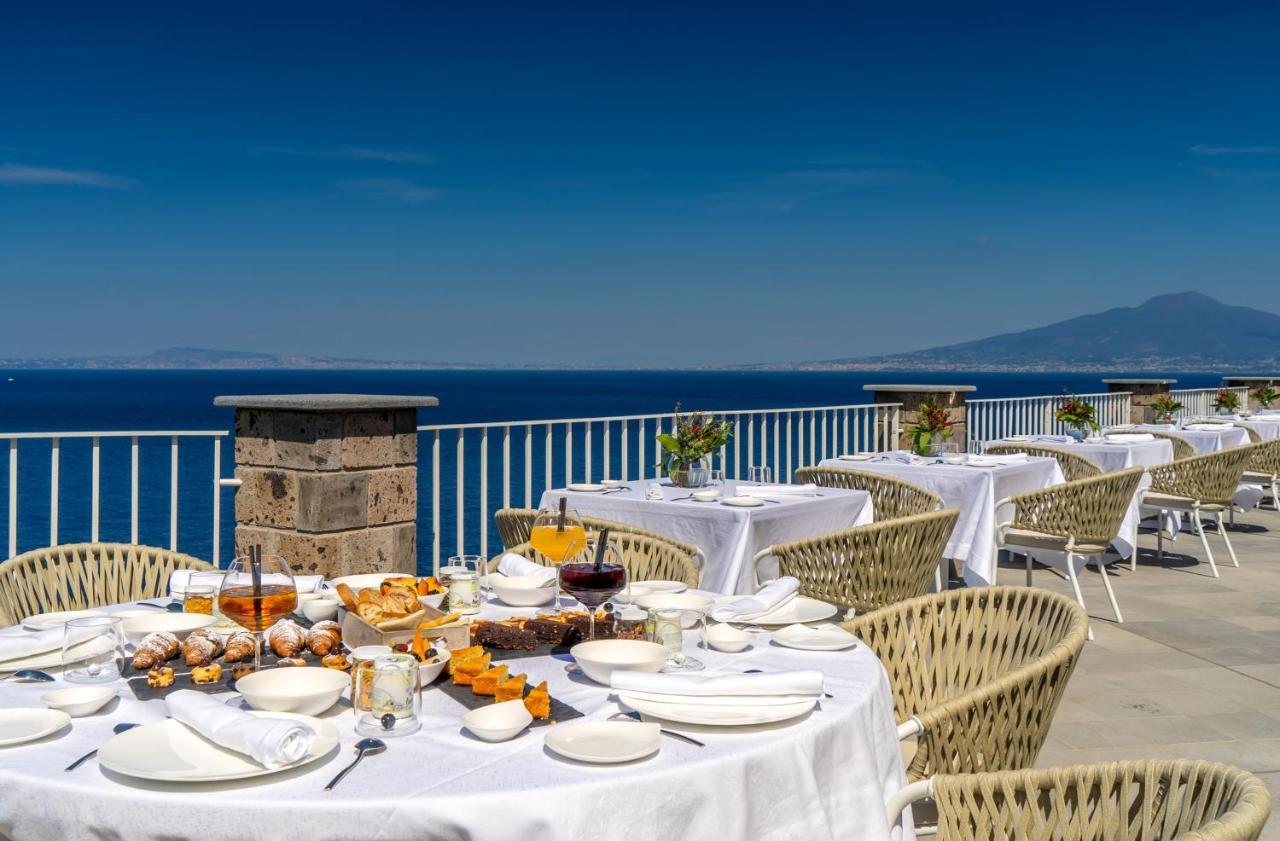 Hotel Lorelei Londres Sorrento Esterno foto